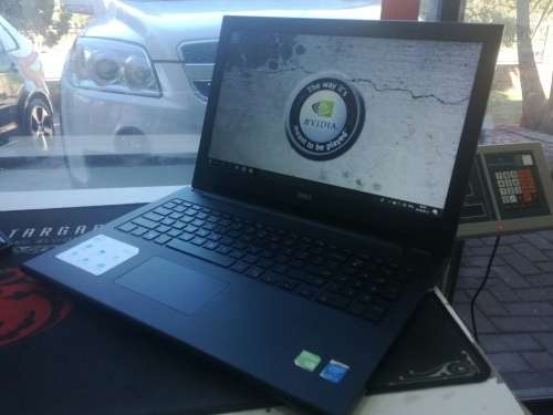 NVIDIA Geforce 920M Graphics!*DELL INSPIRON 3558*i5-5200u*8GB*1000GB HDD*HD*DVD*MAXXAUDIO PRO*